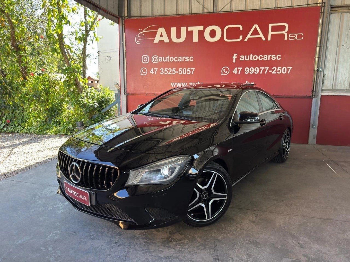 MERCEDES-BENZ CLA 200
