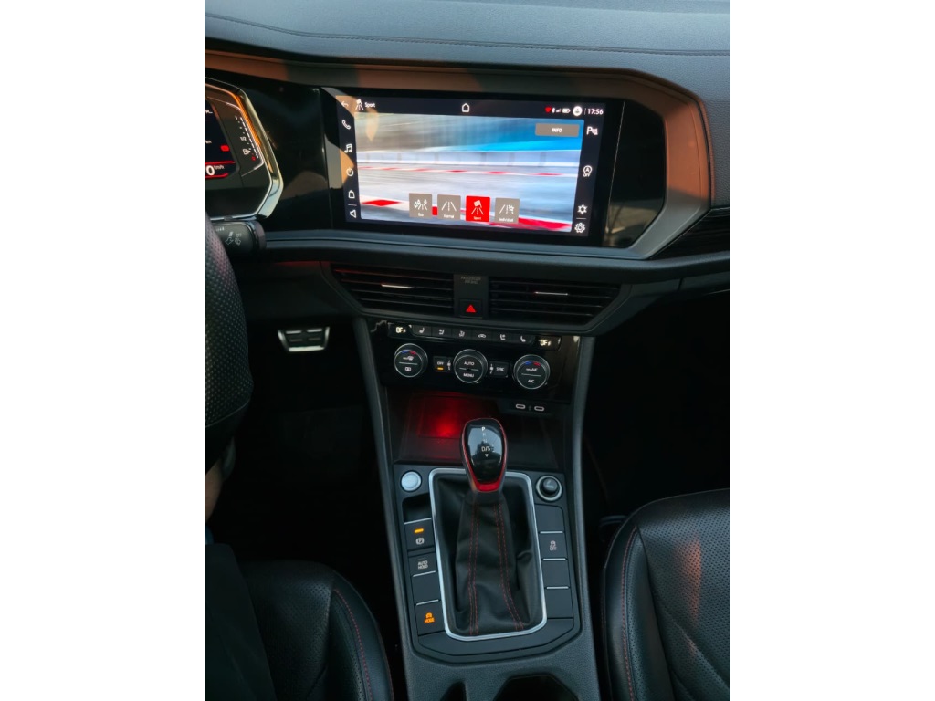 Volkswagen Jetta GLi 350 TSI 2.0 16V 4P Aut. - foto 11