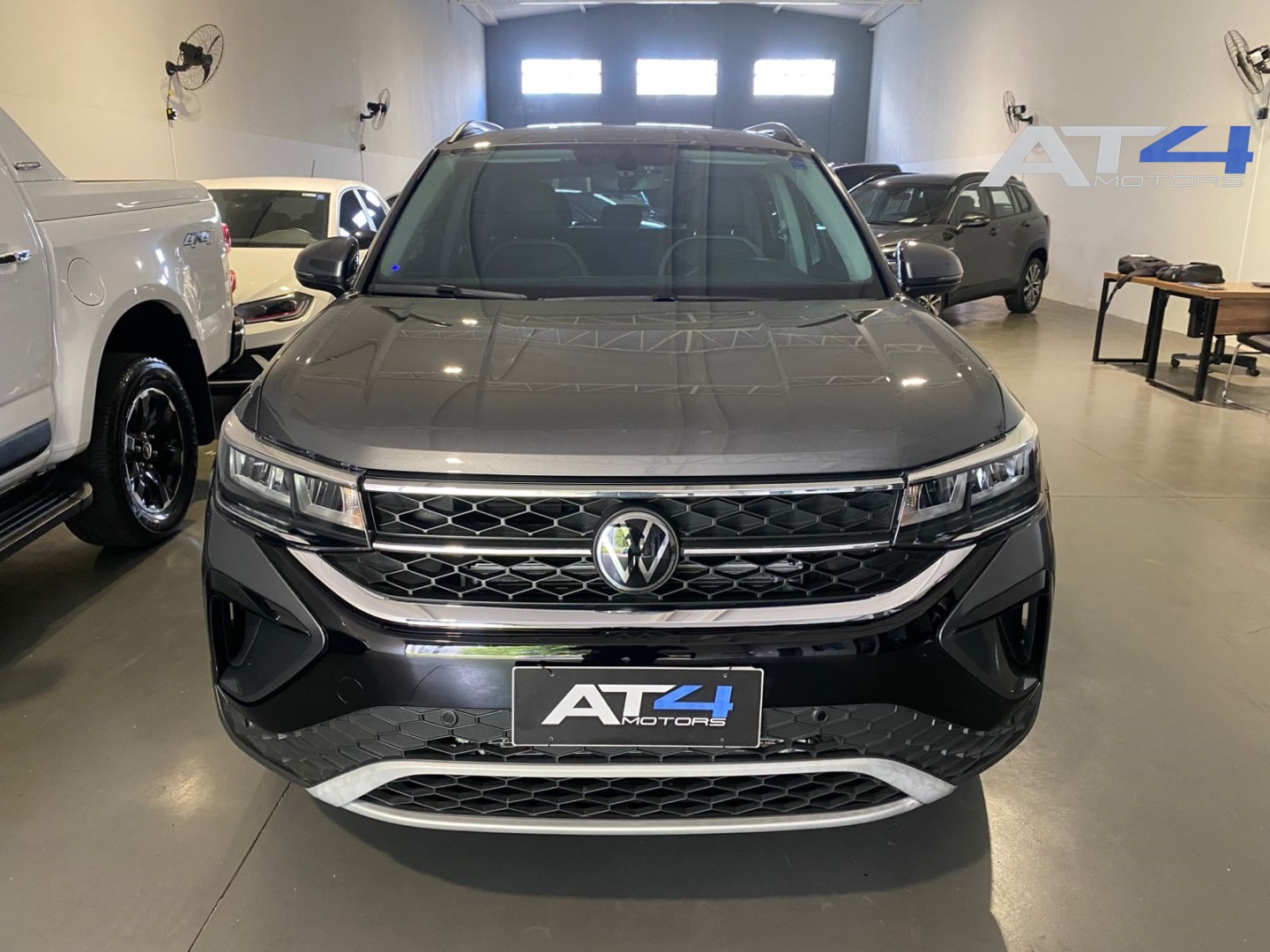 VOLKSWAGEN TAOS