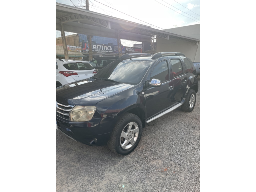 RENAULT DUSTER