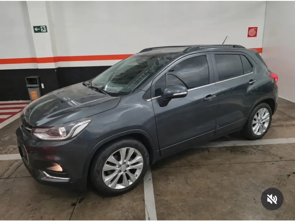 CHEVROLET TRACKER