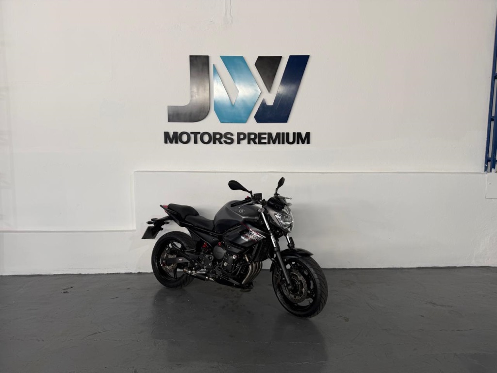 YAMAHA XJ6 N