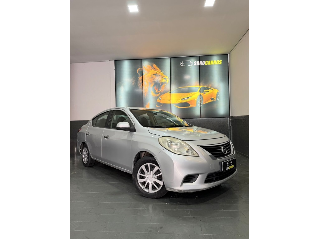 NISSAN VERSA