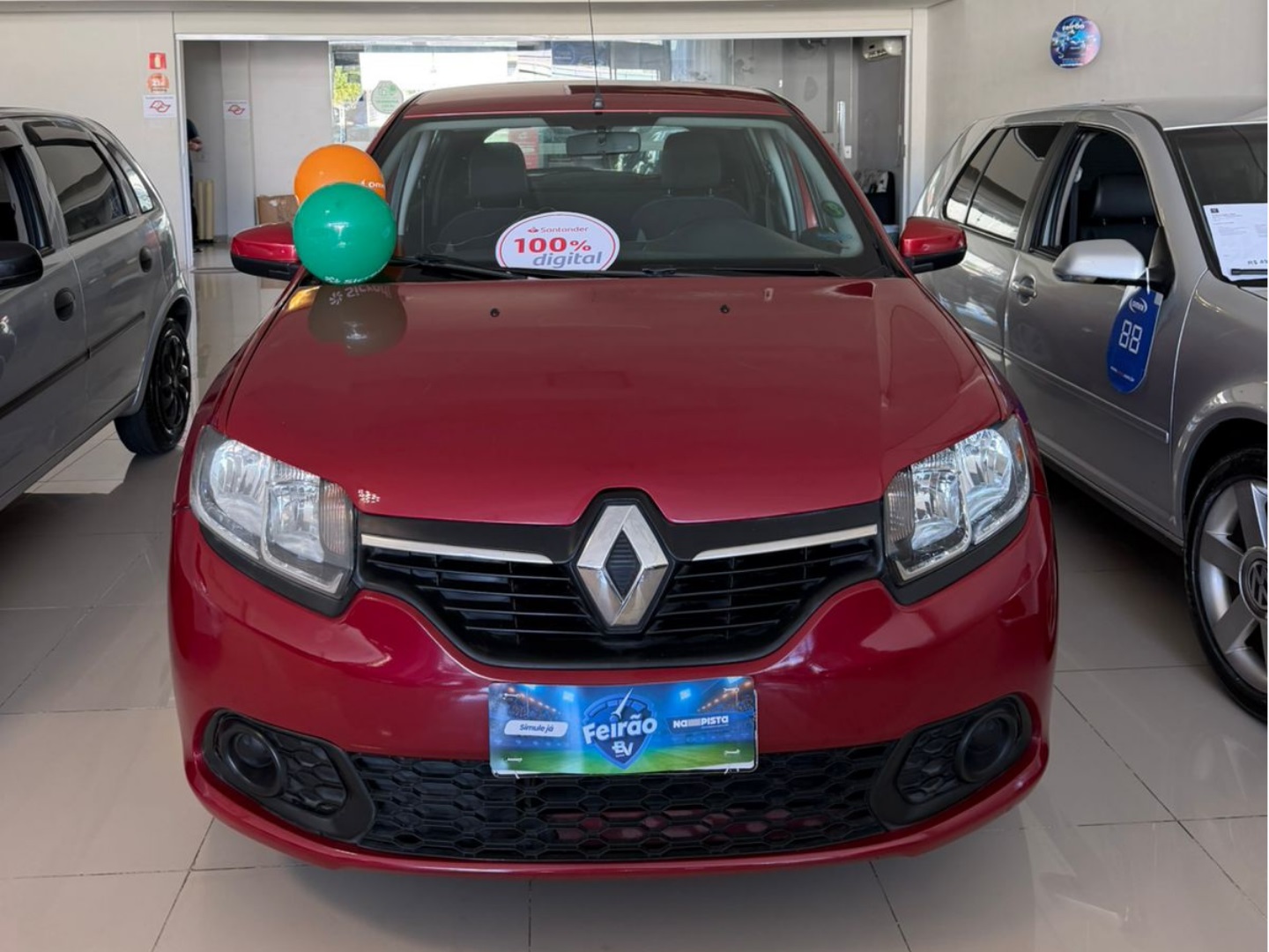 Renault Logan 1.0 Authentique 16V Flex 4P Manual - foto 2