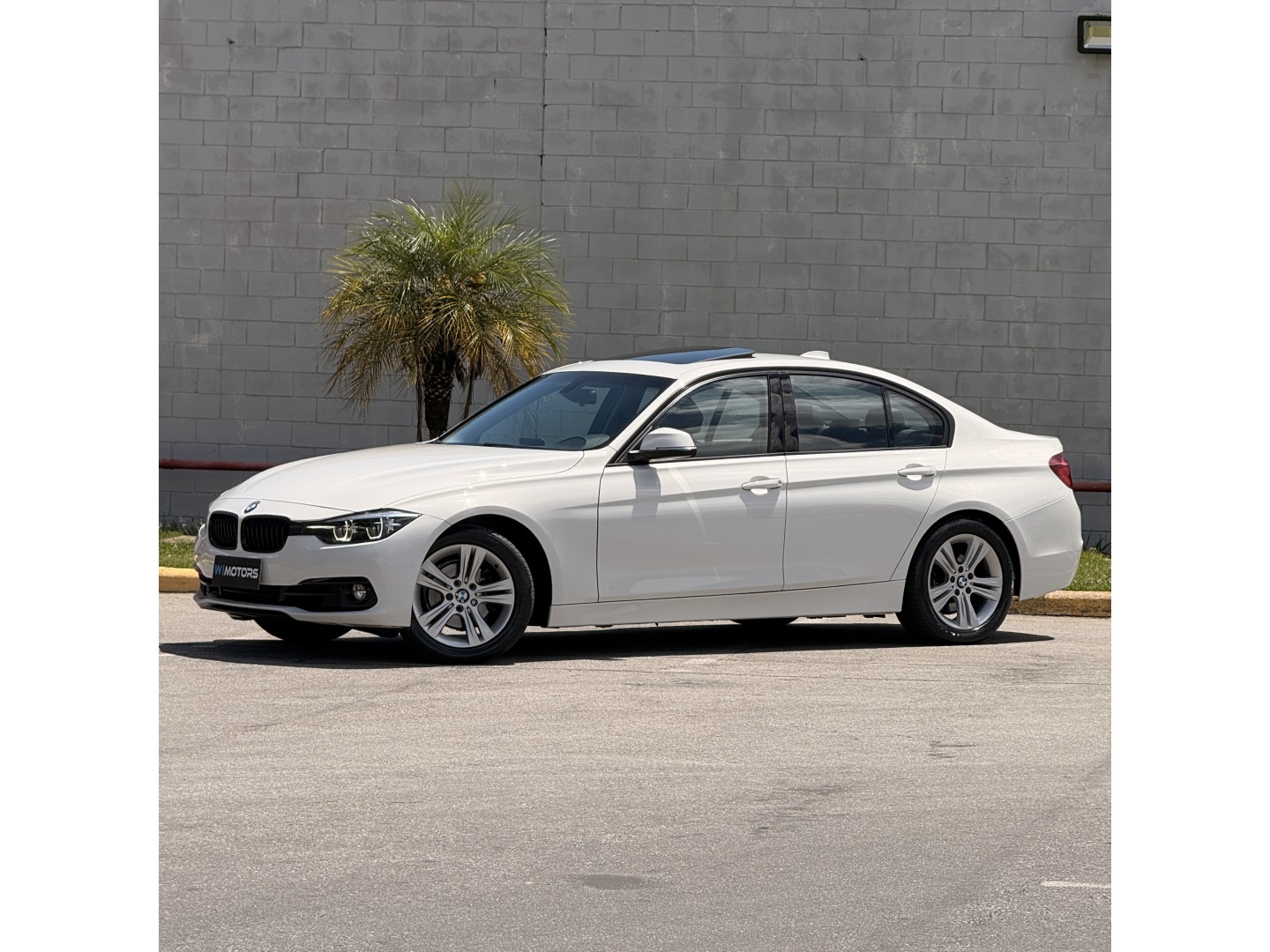 BMW 320i