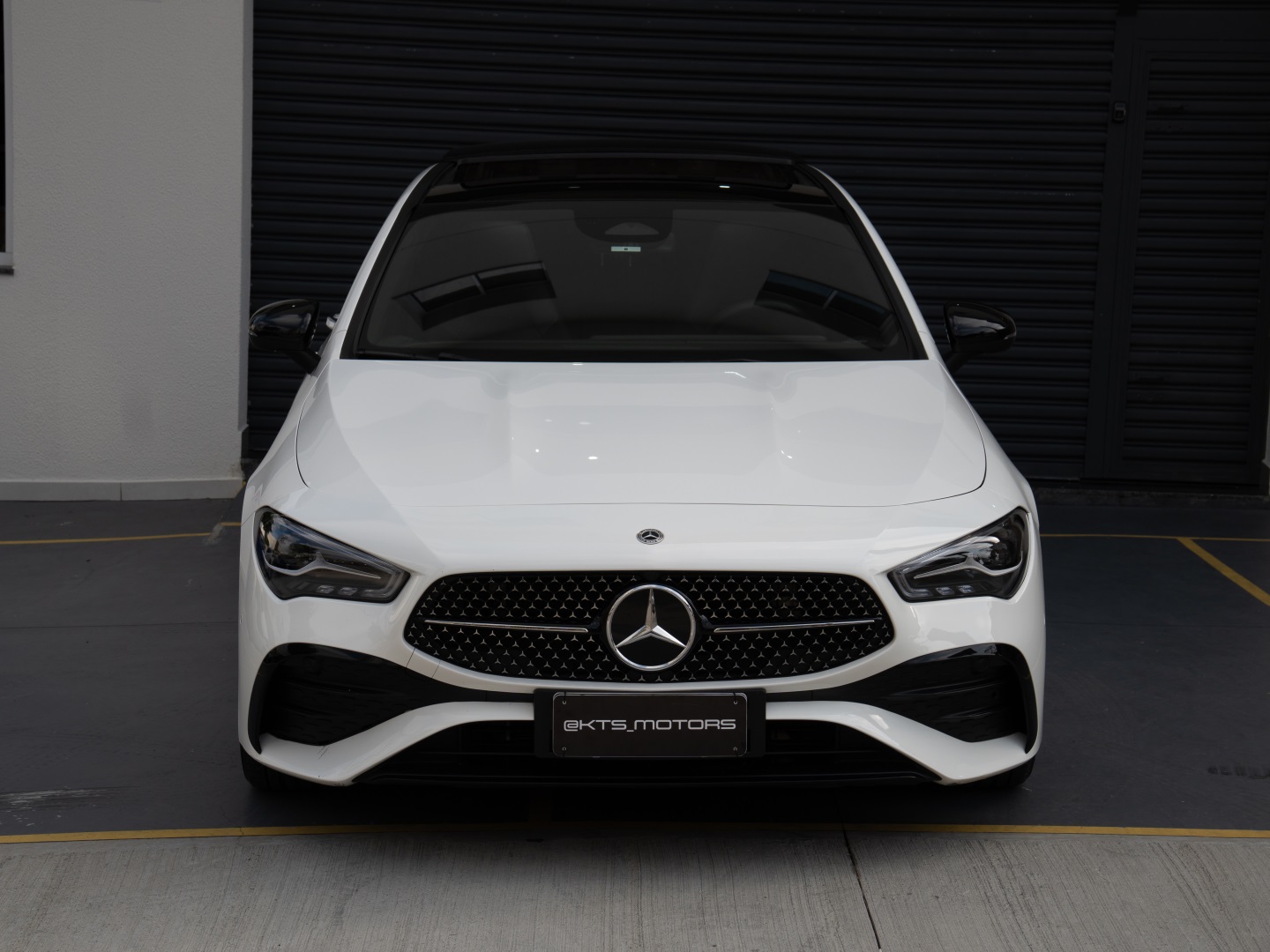 MERCEDES-BENZ CLA 200