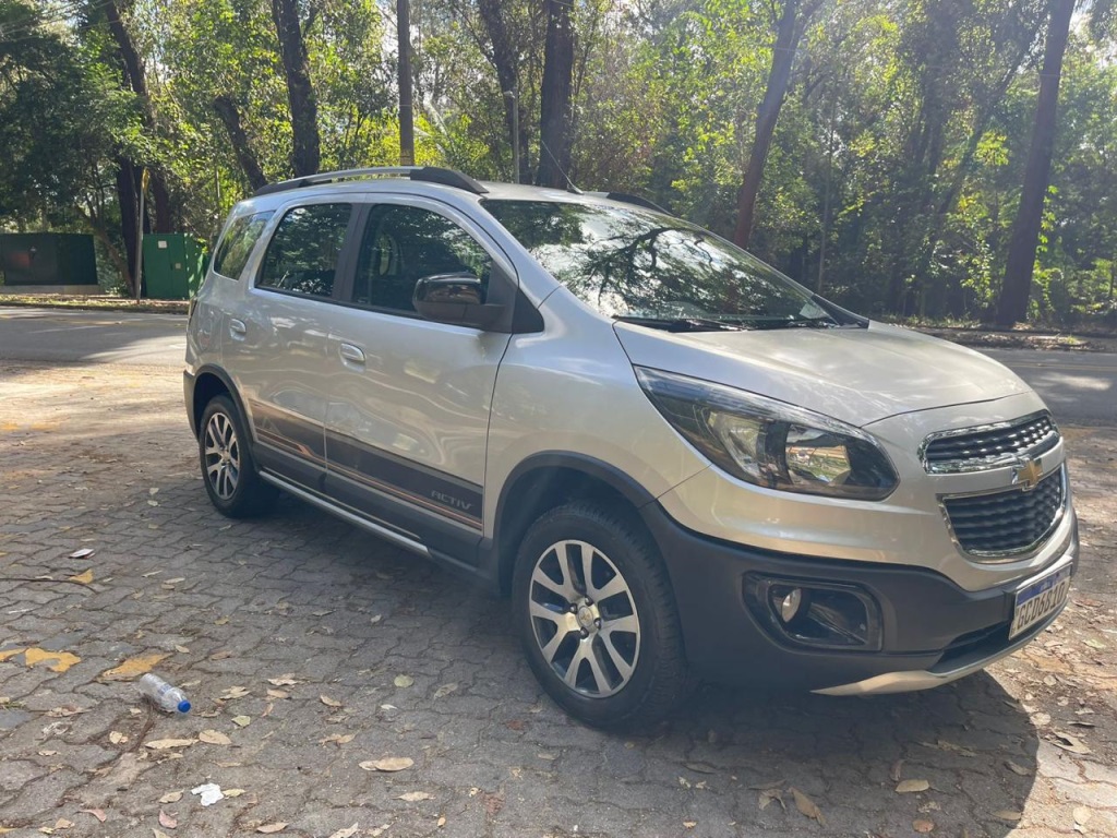 CHEVROLET SPIN