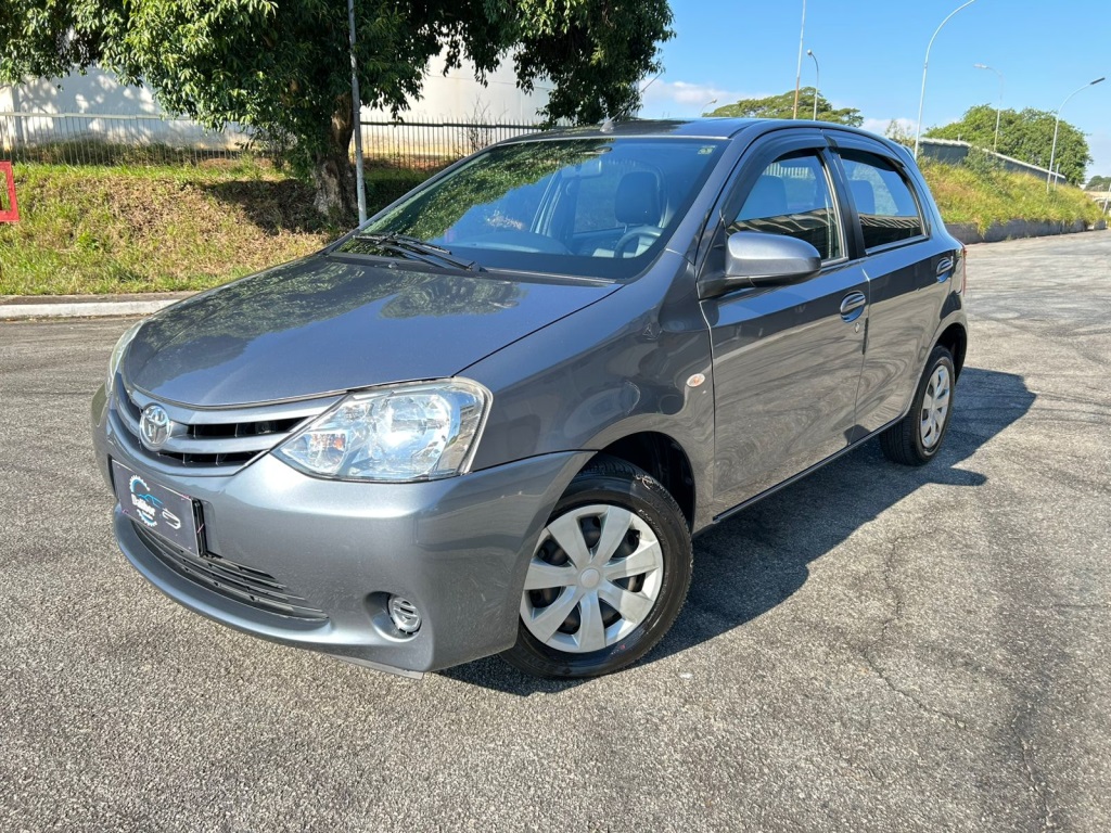 TOYOTA ETIOS