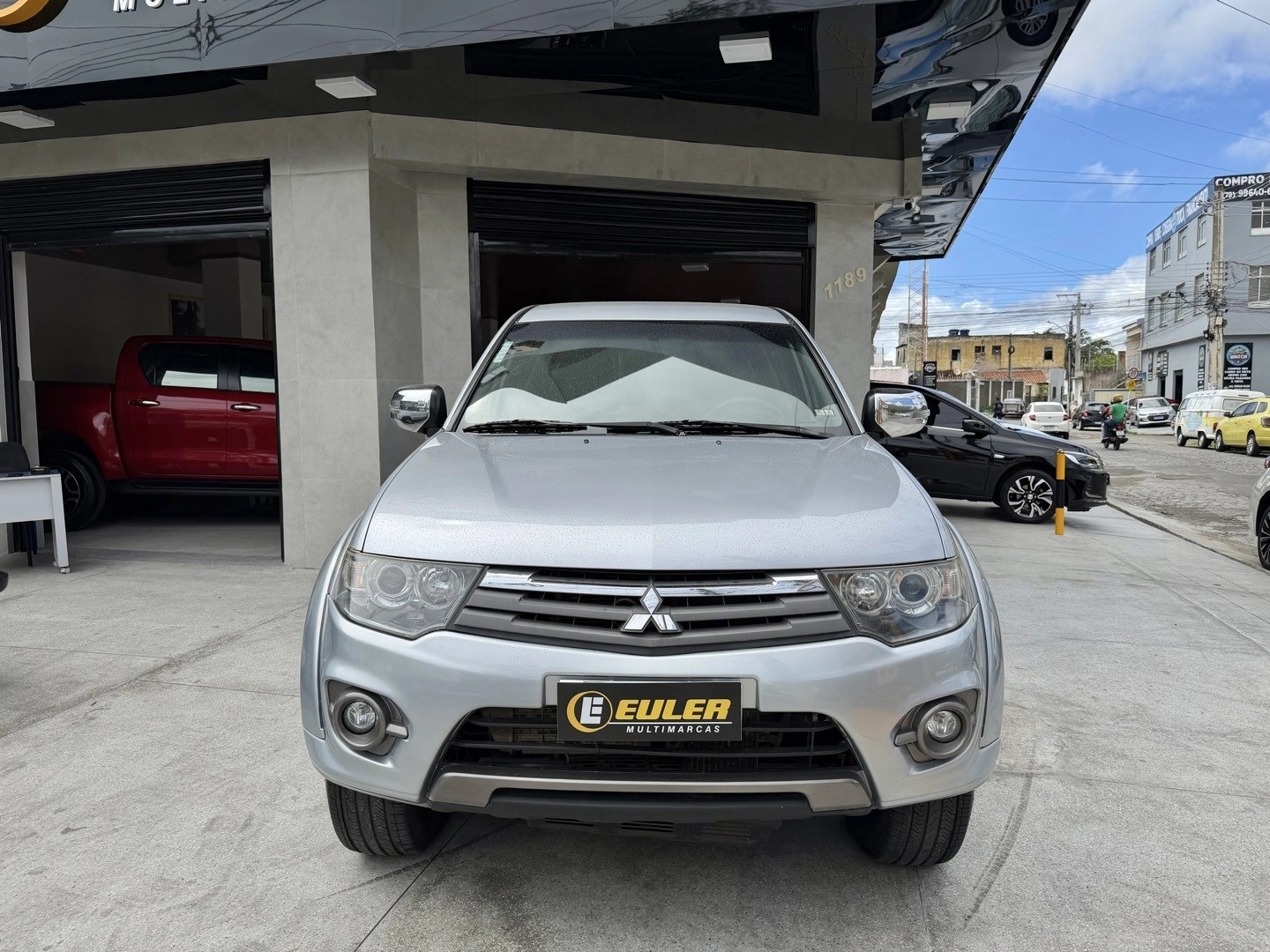 MITSUBISHI L200 TRITON