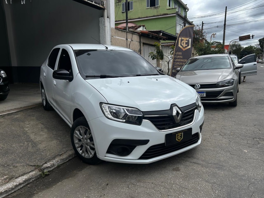RENAULT LOGAN