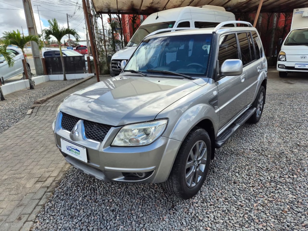 MITSUBISHI PAJERO TR4