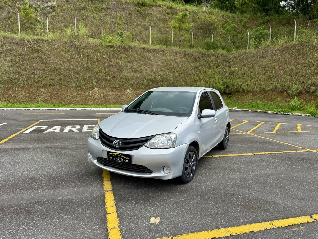 TOYOTA ETIOS