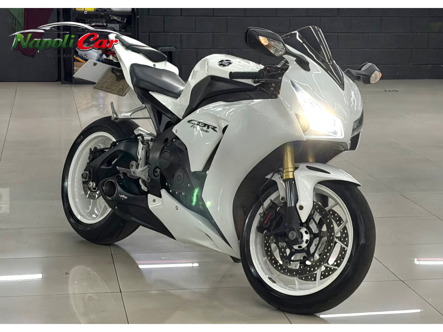 HONDA CBR 1000RR FIREBLADE