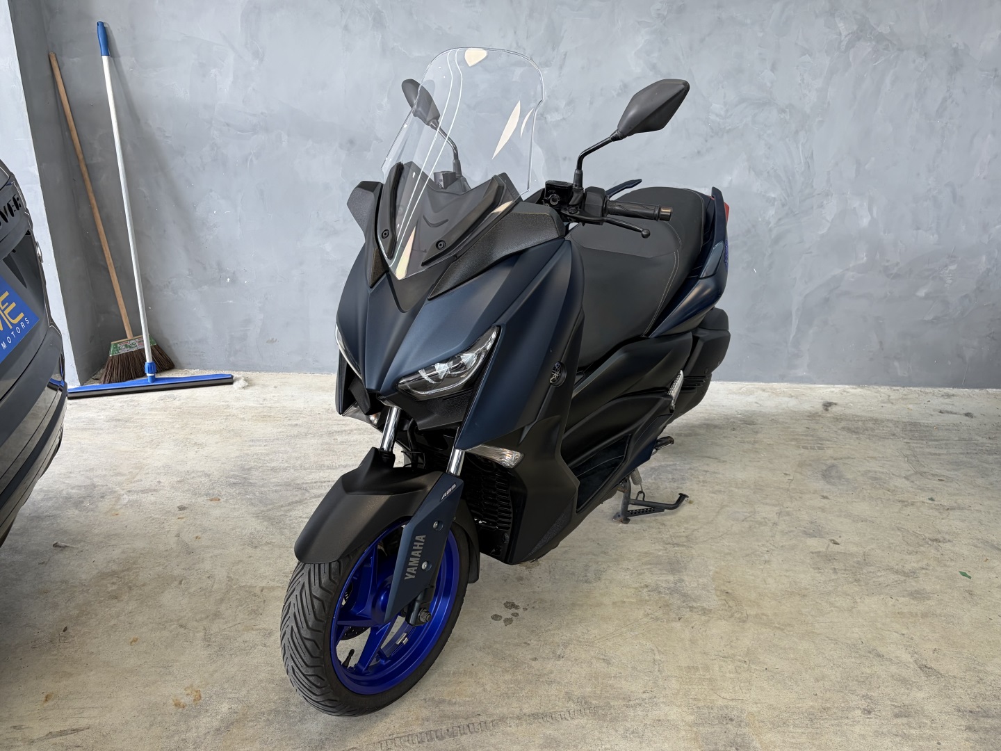 YAMAHA XMAX 250 ABS