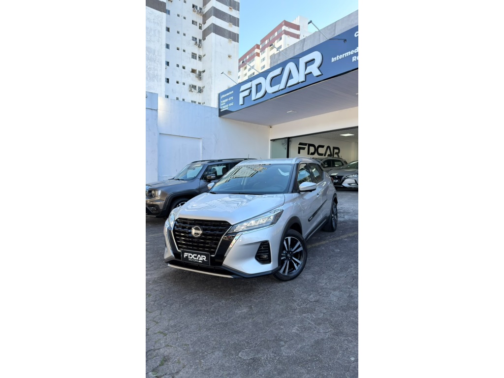NISSAN KICKS