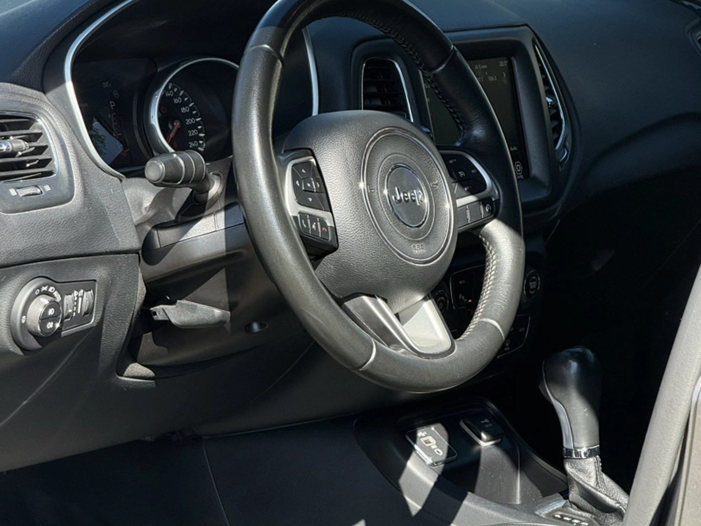 JEEP COMPASS 2.0 16V FLEX LONGITUDE AUTOMÁTICO