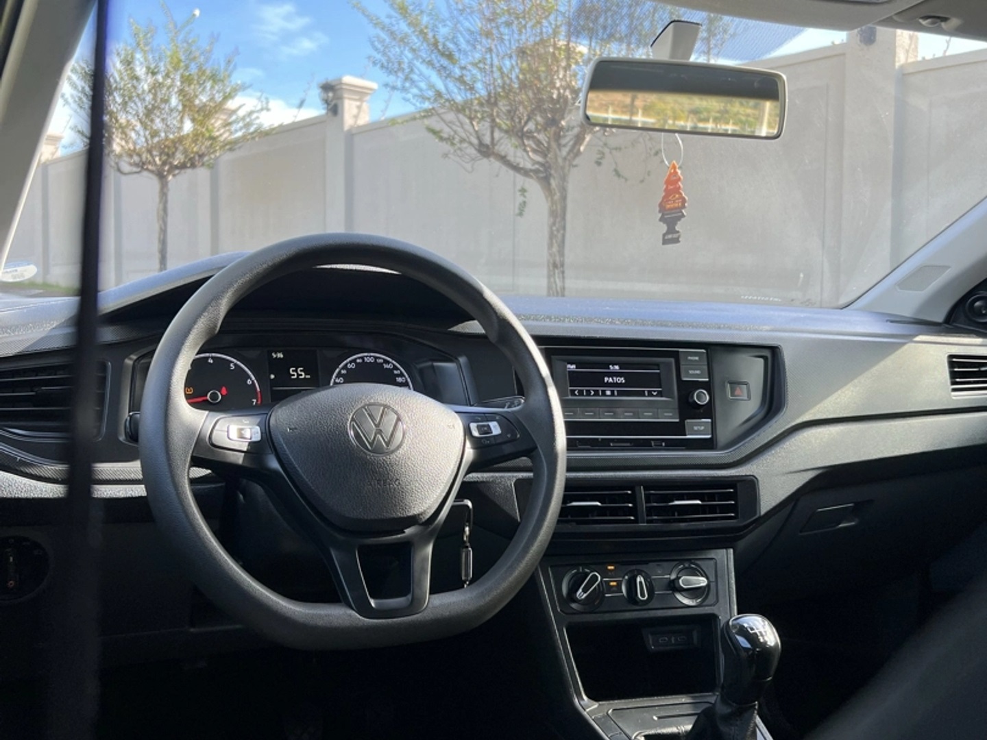 VOLKSWAGEN POLO 1.0 MPI TRACK MANUAL