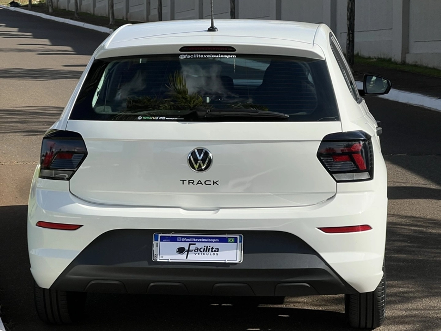 VOLKSWAGEN POLO 1.0 MPI TRACK MANUAL