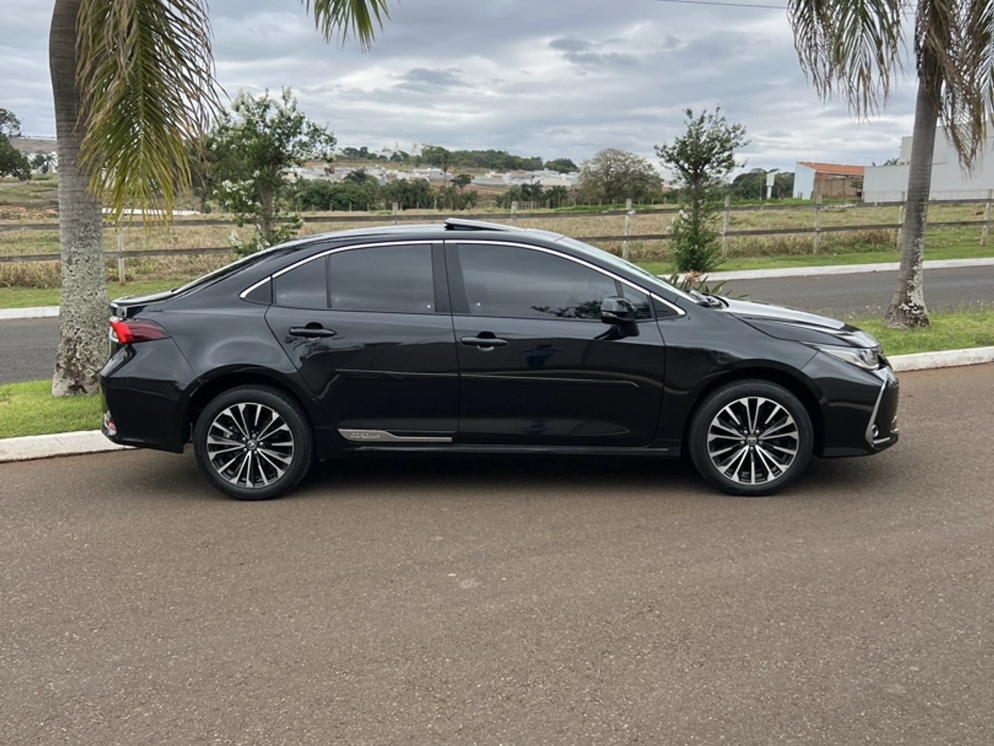TOYOTA COROLLA 2.0 VVT-IE FLEX ALTIS DIRECT SHIFT