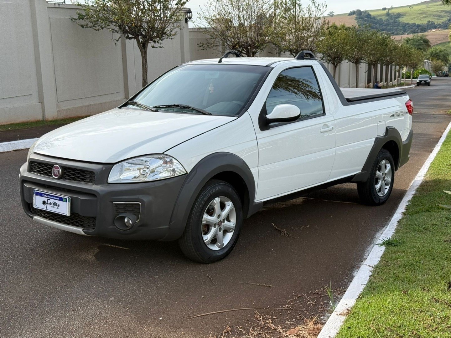 FIAT STRADA 1.4 MPI FREEDOM CS 8V FLEX 2P MANUAL