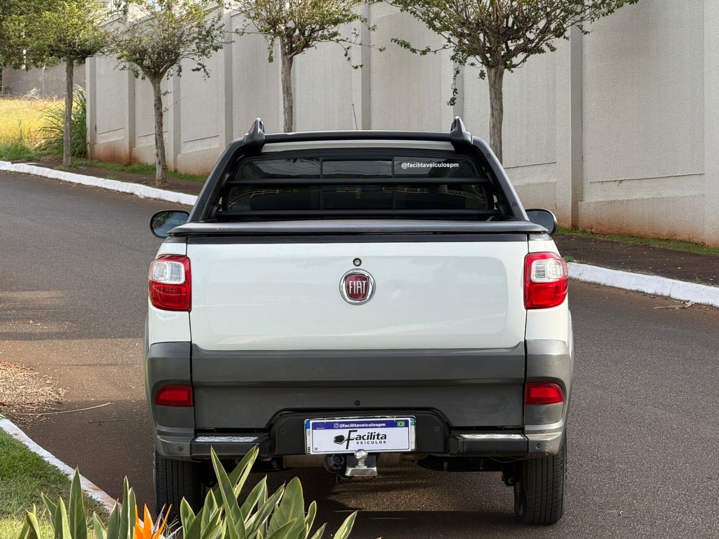 FIAT STRADA 1.4 MPI FREEDOM CS 8V FLEX 2P MANUAL