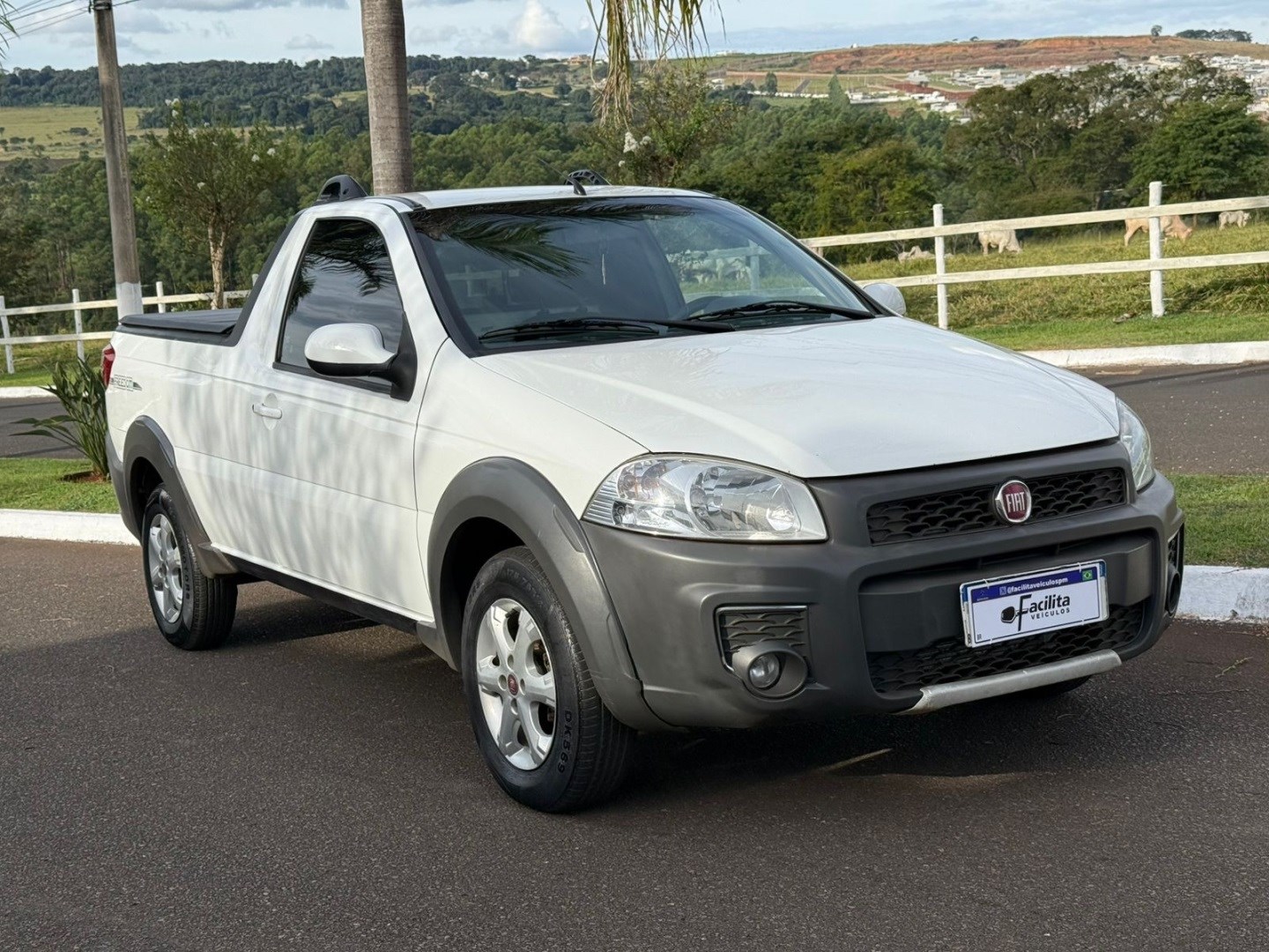 FIAT STRADA 1.4 MPI FREEDOM CS 8V FLEX 2P MANUAL