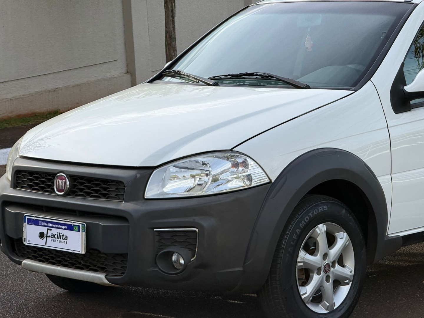 FIAT STRADA 1.4 MPI FREEDOM CS 8V FLEX 2P MANUAL