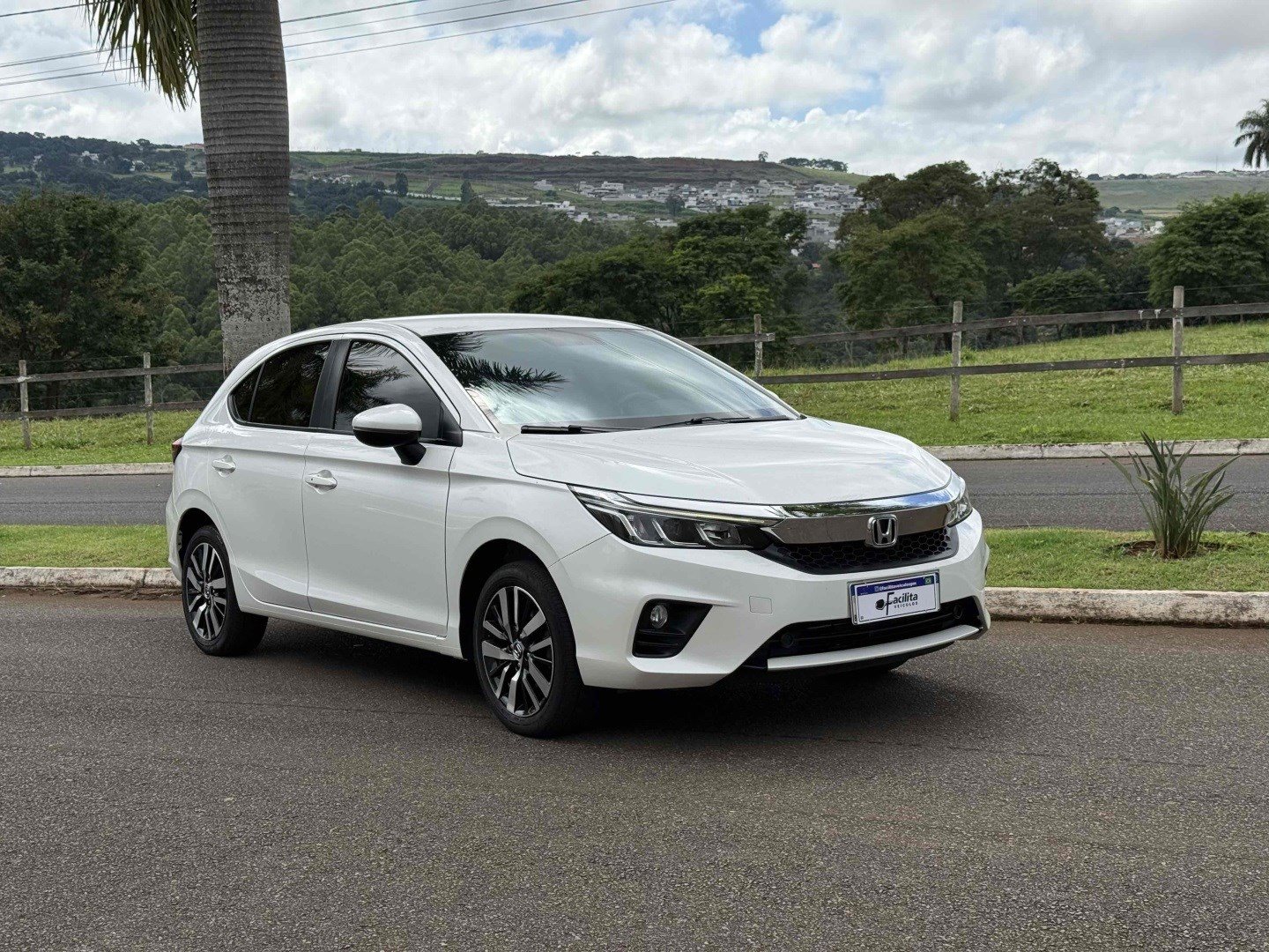 HONDA CITY 1.5 i-VTEC FLEX HATCH EXL CVT