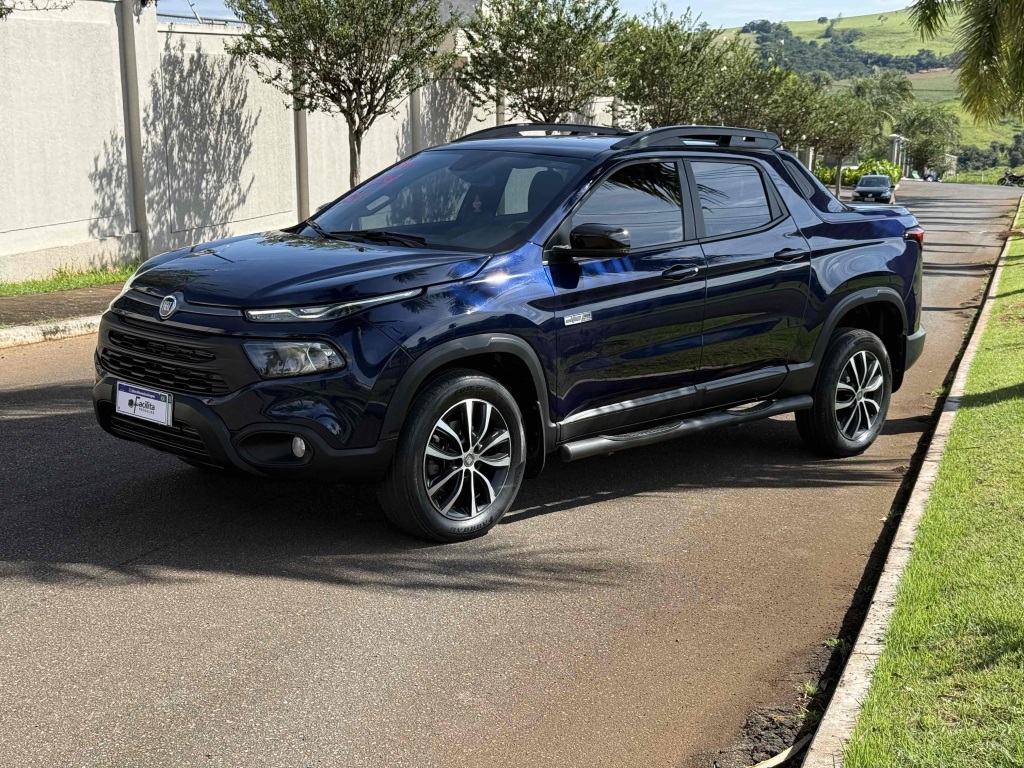 FIAT TORO 2.0 16V TURBO DIESEL ULTRA 4WD AT9