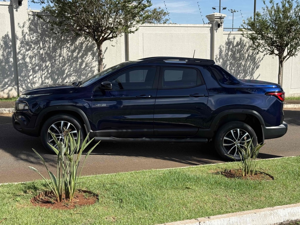 FIAT TORO 2.0 16V TURBO DIESEL ULTRA 4WD AT9