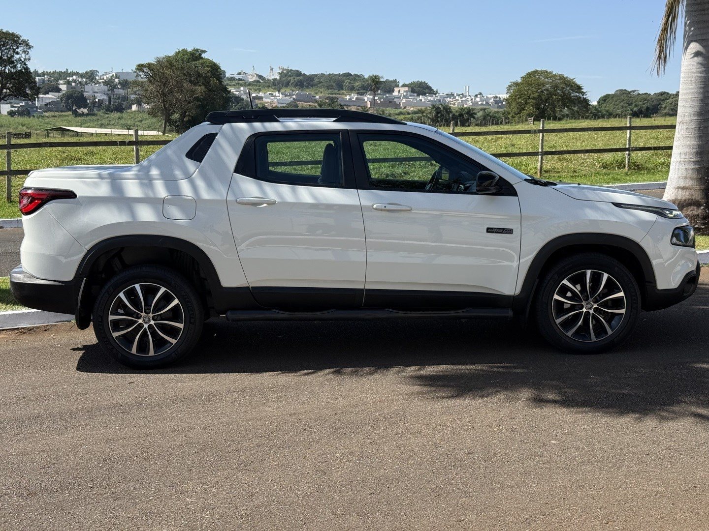FIAT TORO 2.0 16V TURBO DIESEL ULTRA 4WD AT9