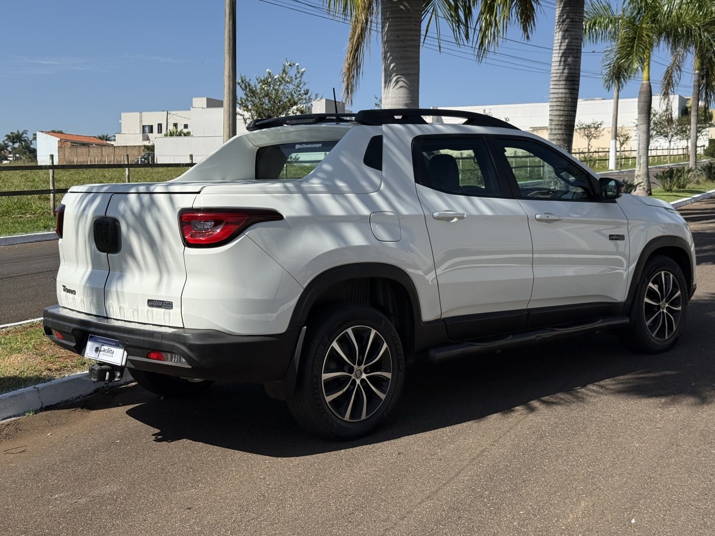 FIAT TORO 2.0 16V TURBO DIESEL ULTRA 4WD AT9