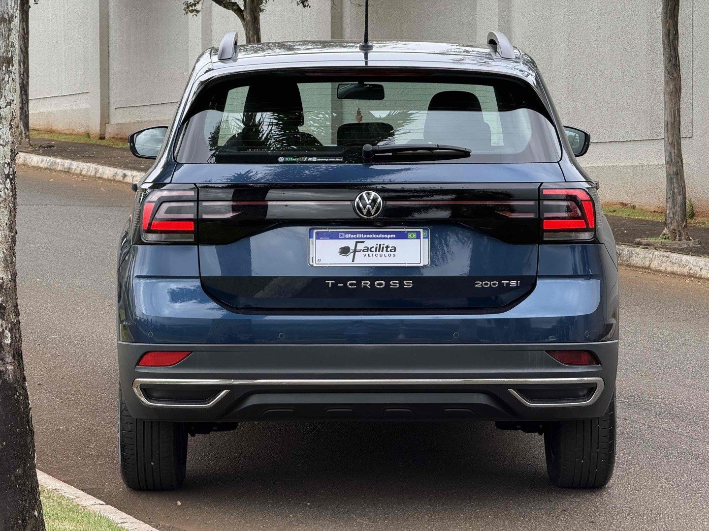 VOLKSWAGEN T-CROSS 1.0 200 TSI TOTAL FLEX AUTOMÁTICO