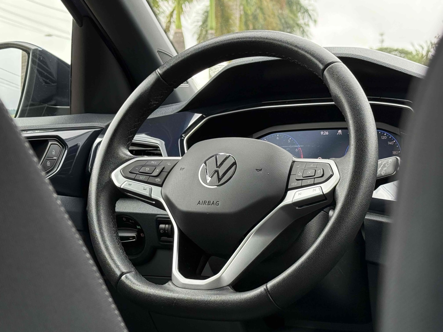 VOLKSWAGEN T-CROSS 1.0 200 TSI TOTAL FLEX AUTOMÁTICO