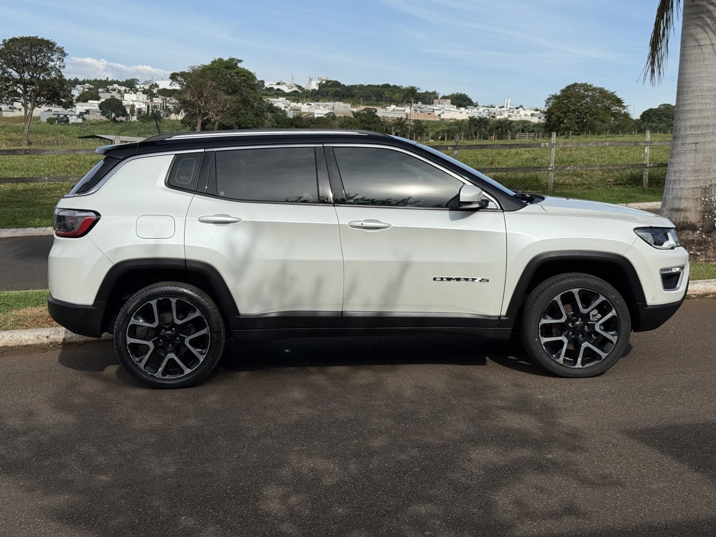 JEEP COMPASS 2.0 16V DIESEL LIMITED 4X4 AUTOMÁTICO