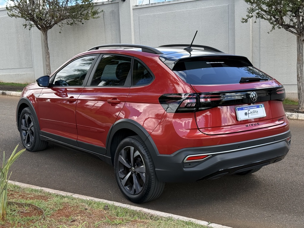 VOLKSWAGEN NIVUS 1.0 200 TSI TOTAL FLEX HIGHLINE AUTOMÁTICO