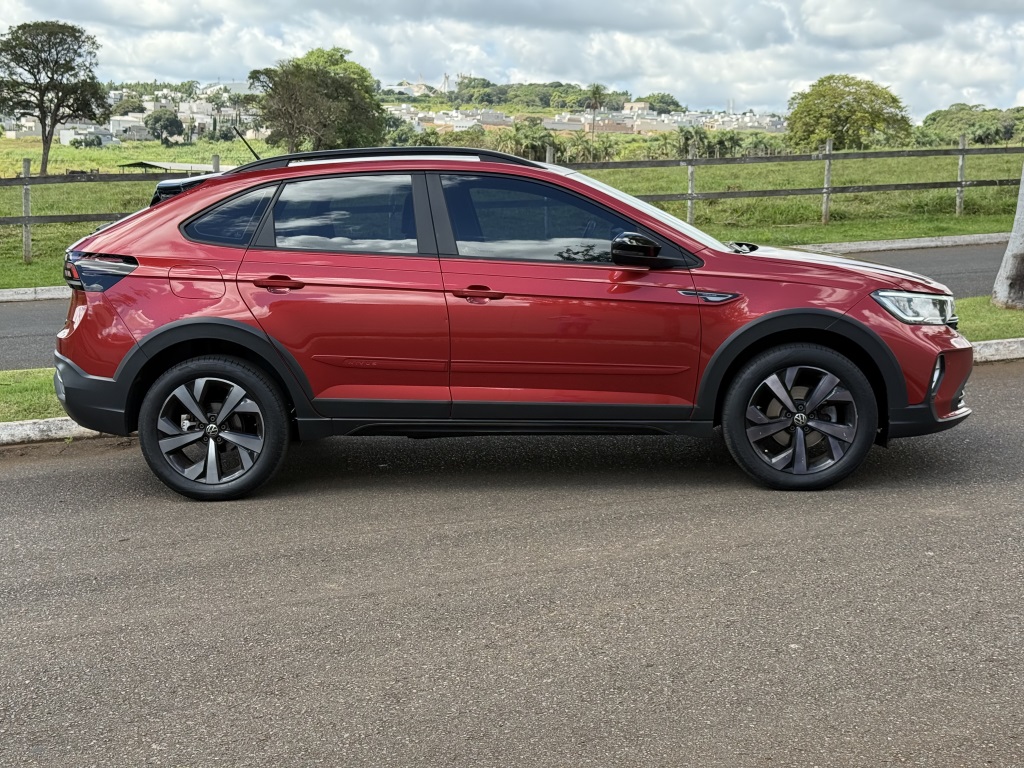 VOLKSWAGEN NIVUS 1.0 200 TSI TOTAL FLEX HIGHLINE AUTOMÁTICO