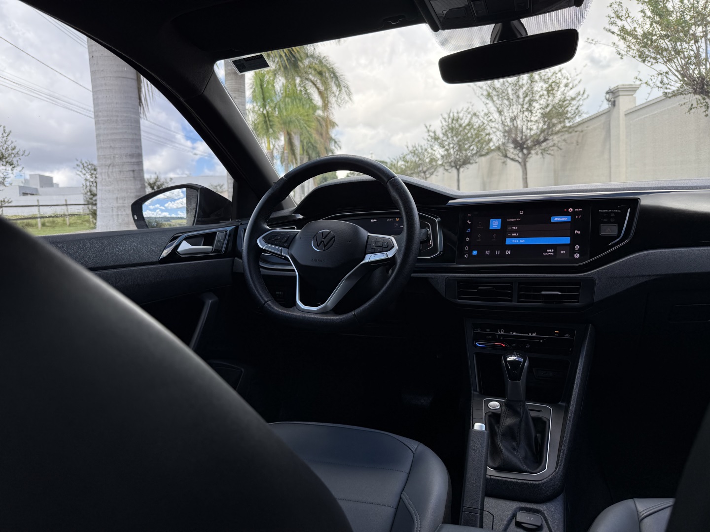VOLKSWAGEN NIVUS 1.0 200 TSI TOTAL FLEX HIGHLINE AUTOMÁTICO