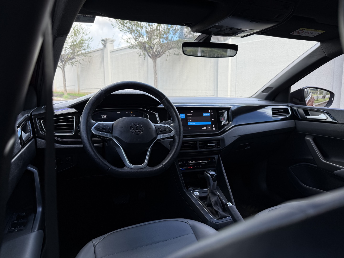 VOLKSWAGEN NIVUS 1.0 200 TSI TOTAL FLEX HIGHLINE AUTOMÁTICO