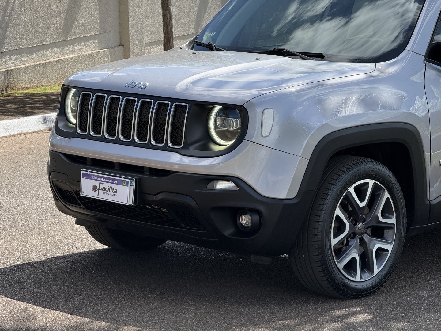 JEEP RENEGADE 1.8 16V FLEX LONGITUDE 4P AUTOMÁTICO