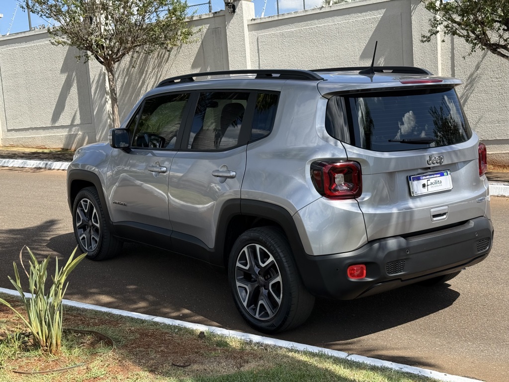 JEEP RENEGADE 1.8 16V FLEX LONGITUDE 4P AUTOMÁTICO