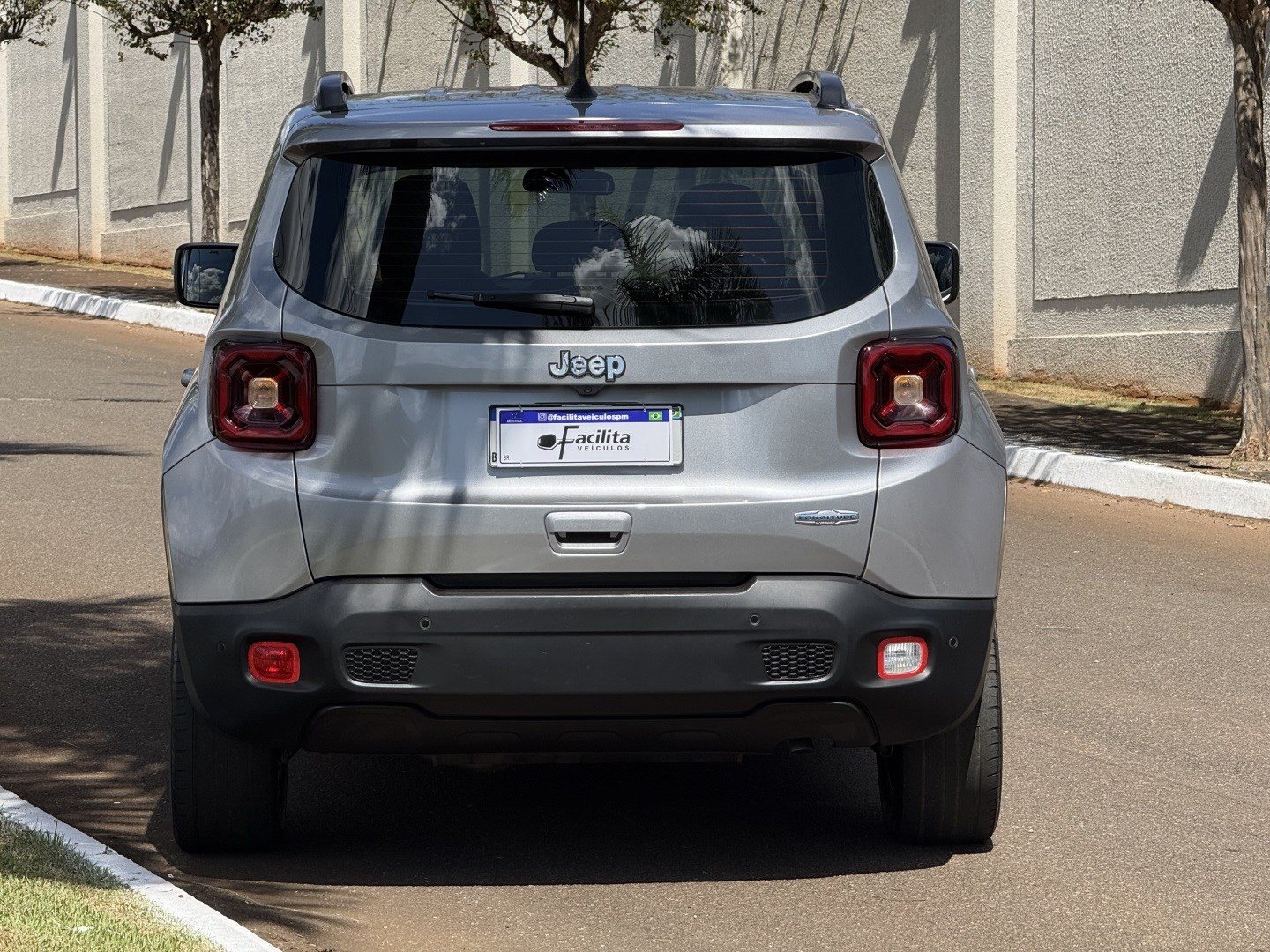 JEEP RENEGADE 1.8 16V FLEX LONGITUDE 4P AUTOMÁTICO