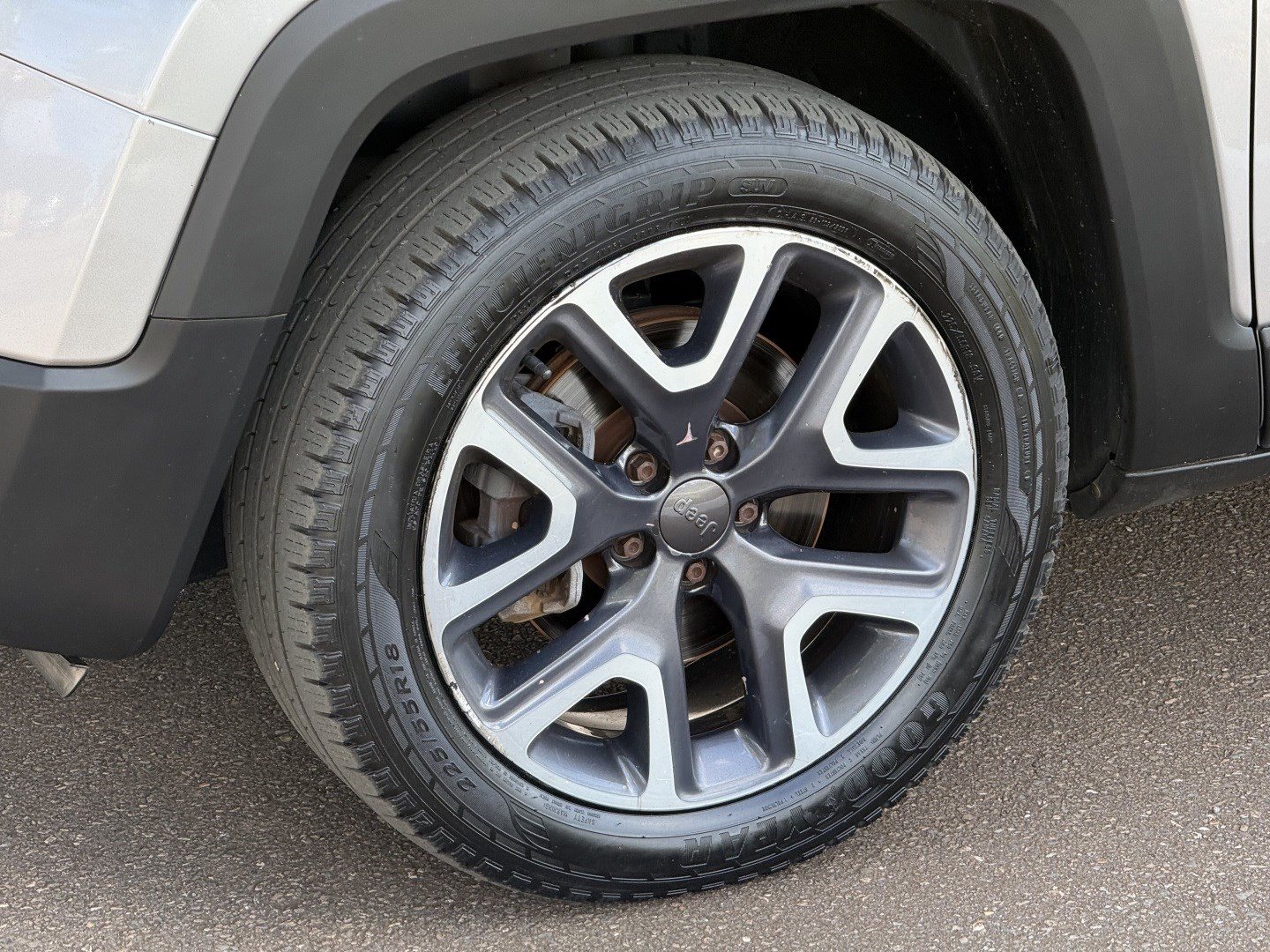 JEEP RENEGADE 1.8 16V FLEX LONGITUDE 4P AUTOMÁTICO