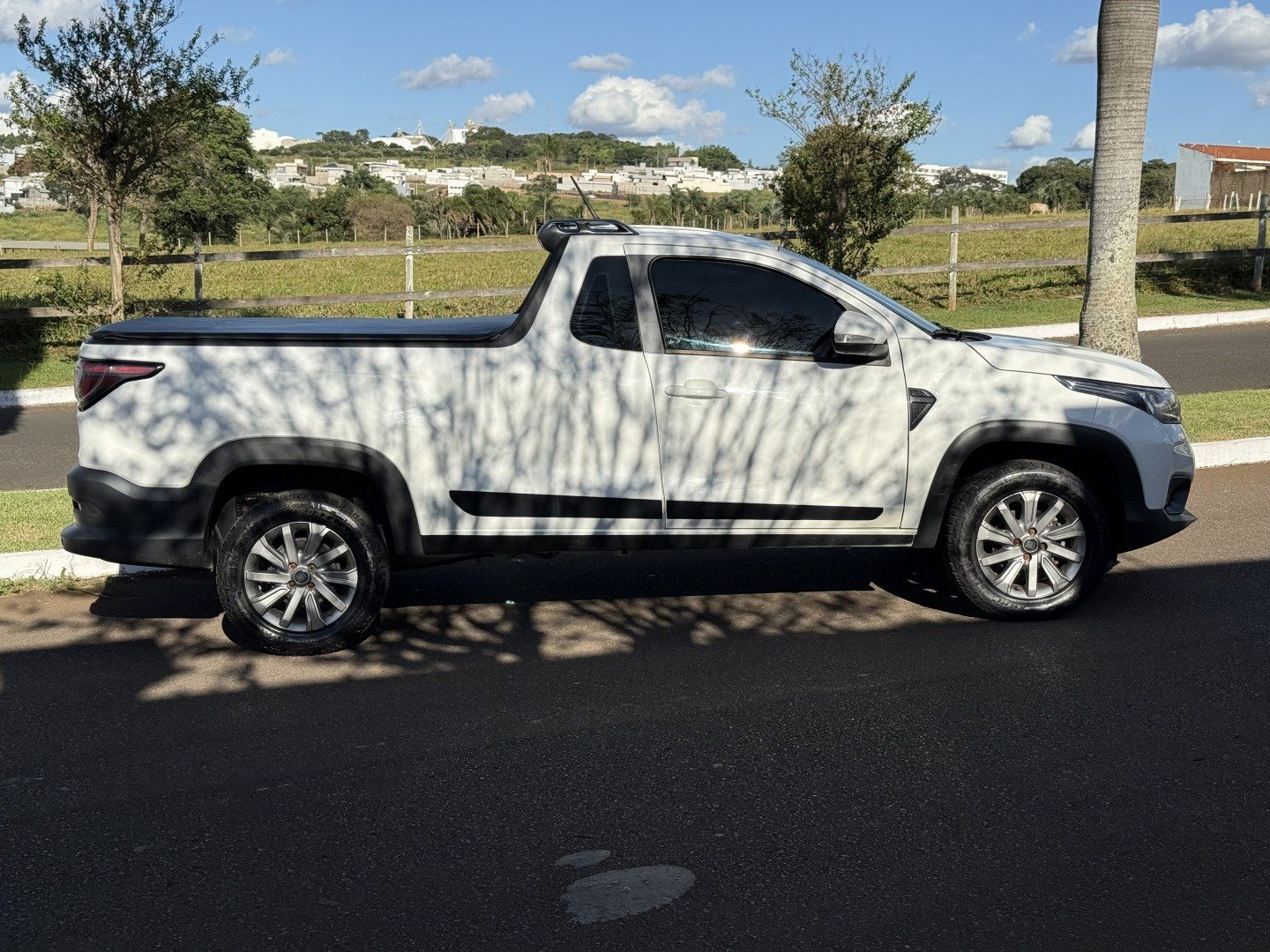 FIAT STRADA 1.3 FIREFLY FLEX FREEDOM CS MANUAL