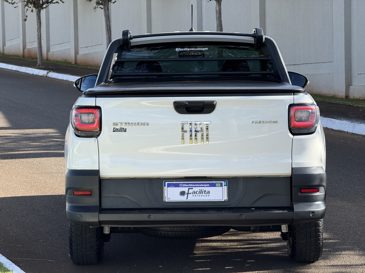 FIAT STRADA 1.3 FIREFLY FLEX FREEDOM CS MANUAL