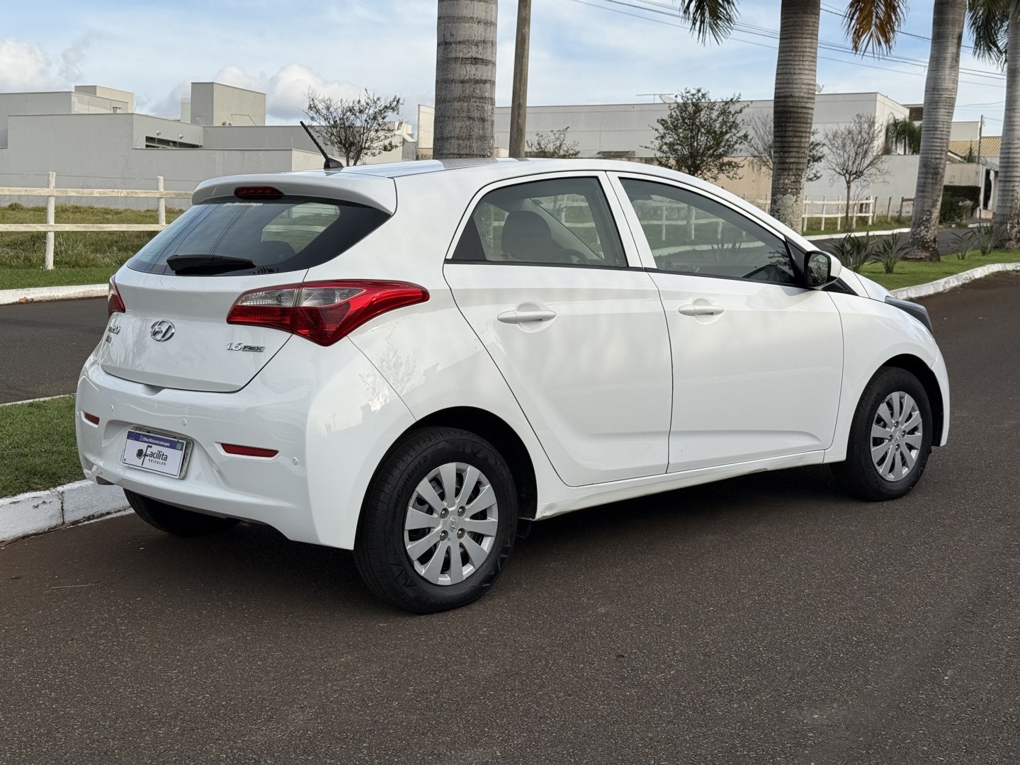 HYUNDAI HB20 1.6 COMFORT 16V FLEX 4P MANUAL