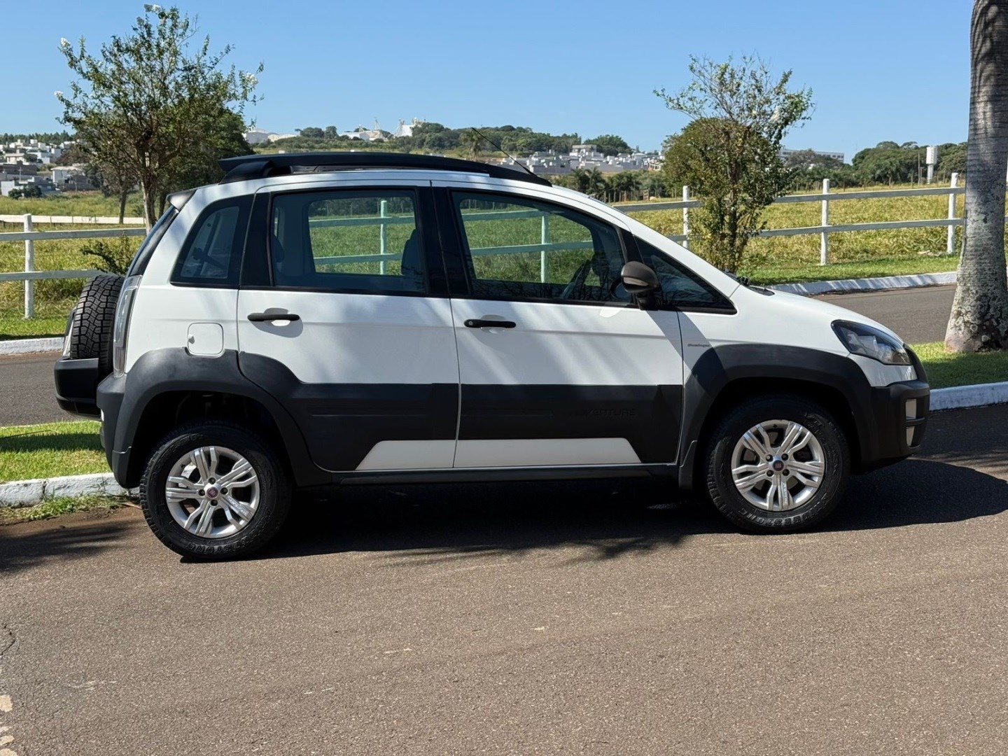 FIAT IDEA 1.8 MPI SPORTING 16V FLEX 4P AUTOMATIZADO