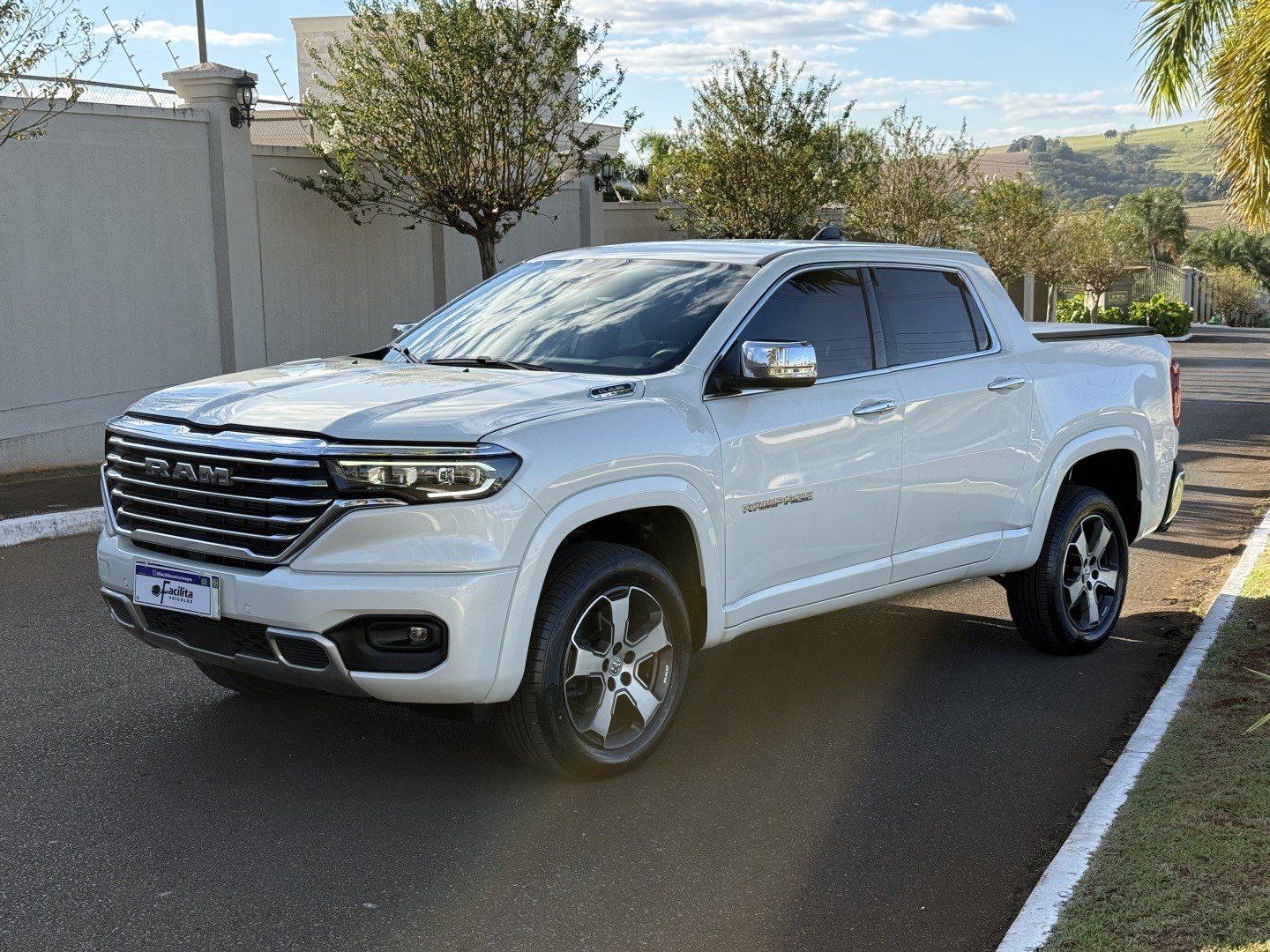 RAM RAMPAGE 2.0 HURRICANE 4 TURBO GASOLINA LARAMIE 4X4 AUTOMÁTICO