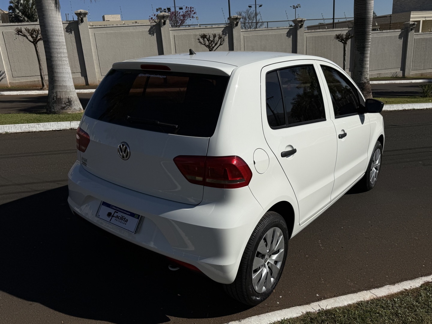 VOLKSWAGEN FOX 1.0 MI TRENDLINE 8V FLEX 4P MANUAL