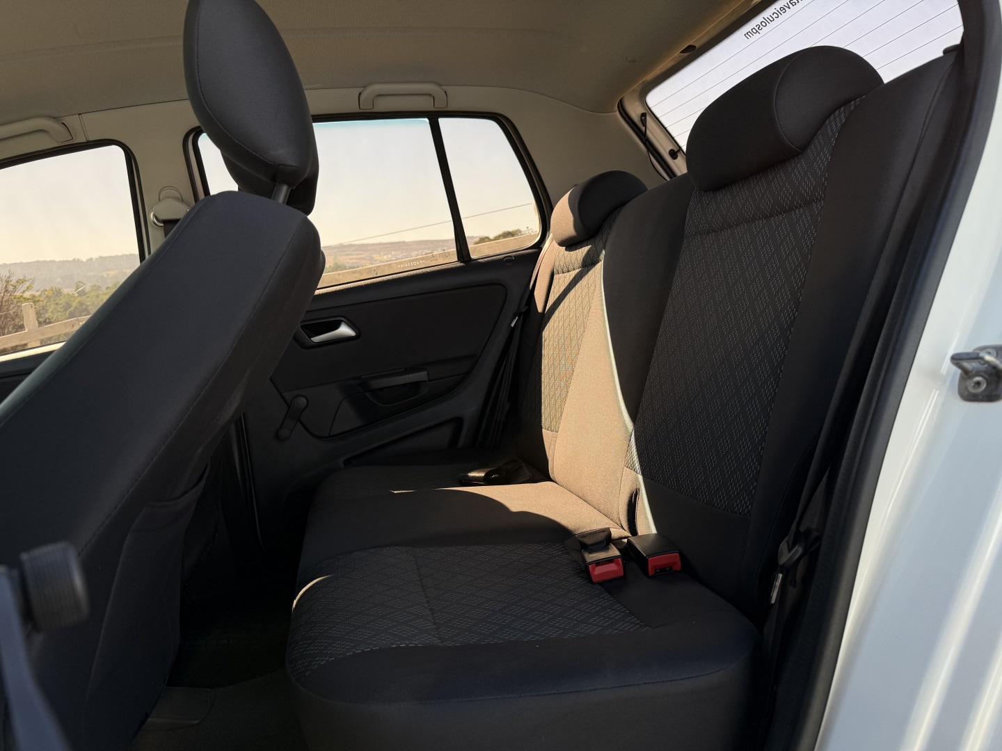 VOLKSWAGEN FOX 1.0 MI TRENDLINE 8V FLEX 4P MANUAL